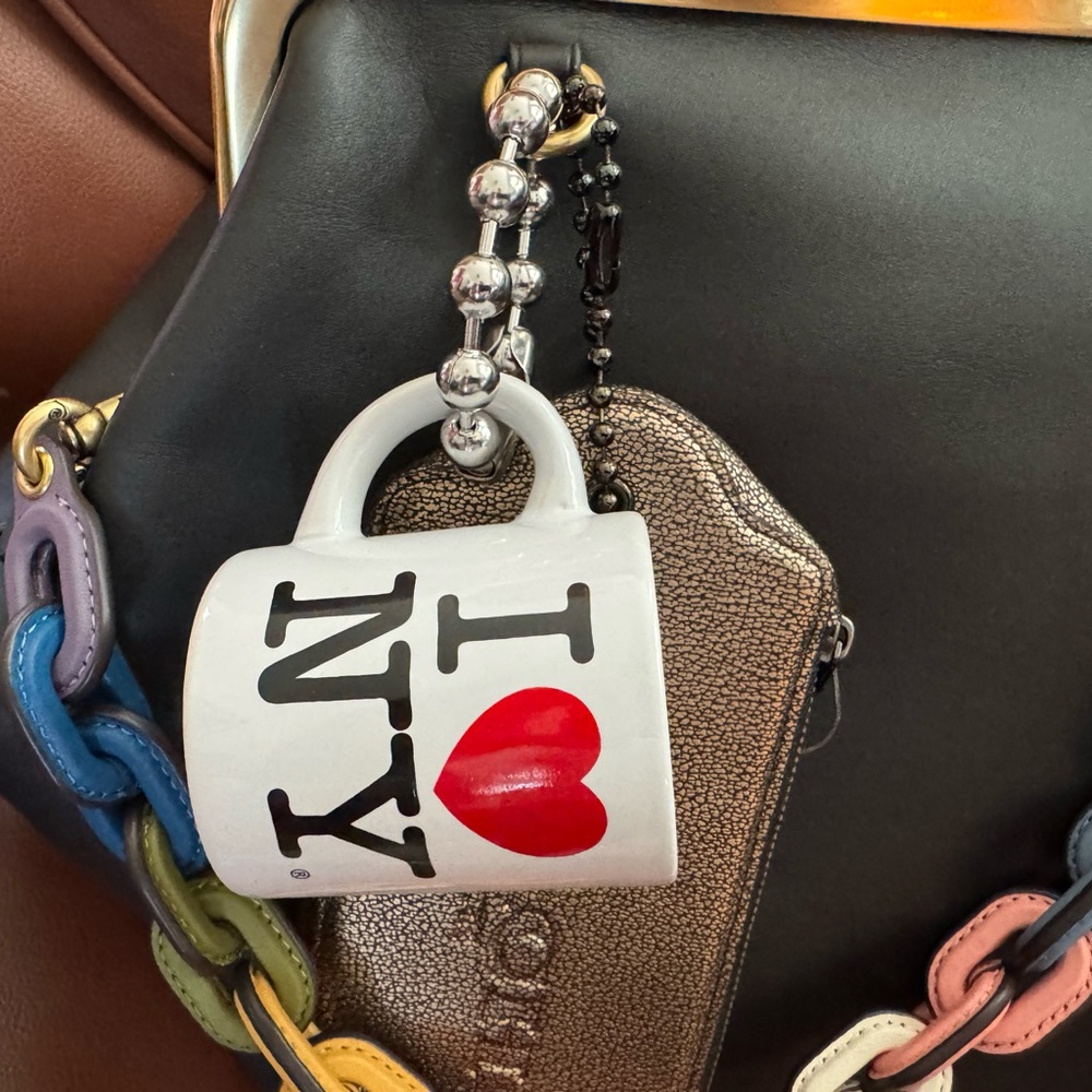 I ❤️ NY Coffee Mug Bag Charm - Picture 2 of 9
